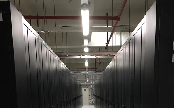 數據中心和算力網絡逐步成為各行業數字化轉型的基礎設施 數據中心和算力網絡逐步成為各行業數字化轉型的基礎設施